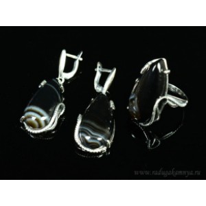 Кольцо и серьги с агатом Кольцо и серьги с агатом