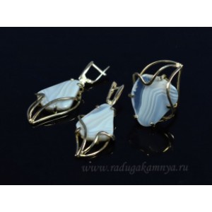 Кольцо и серьги с агатом бразильским