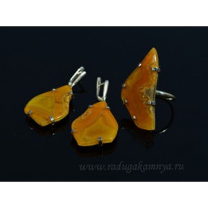 Кольцо и серьги с агатом