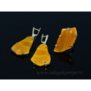 Кольцо и серьги с агатом