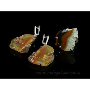 Кольцо и серьги с агатом