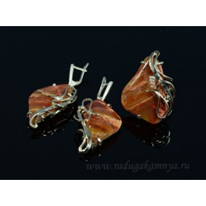 Кольцо и серьги с агатом