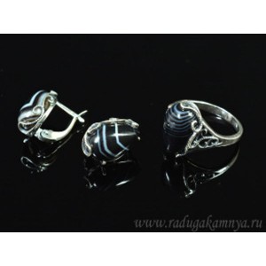 Кольцо и серьги с агатом