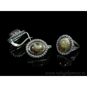 Кольцо и серьги с агатом Кольцо и серьги с агатом