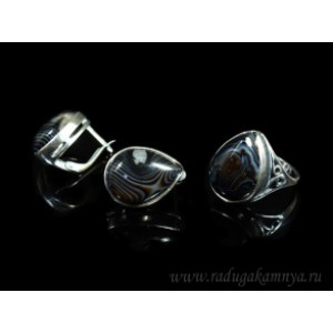 Кольцо и серьги с агатом Кольцо и серьги с агатом