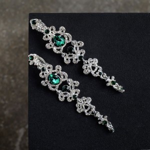 Клипсы "Ажур" капли с завитками, цвет бело-изумрудный, цвет серебристый