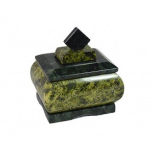 Шкатулка из змеевика прямоугольная малая, 70*50*70мм, 175г