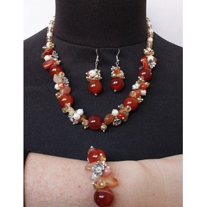 Комплект: колье из сердолика, браслет и серьги, + жемчуг майорка белый