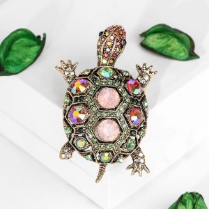 Брошь "Черепашка" в крупных стразах, цветная, цвет золотистый Брошь "Черепашка" в крупных стразах, цветная, цвет золотистый