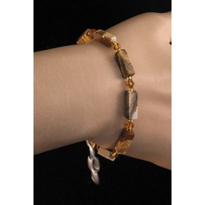 Браслет из яшмы песочной на застежке, брусок 12х4мм + хрусталь