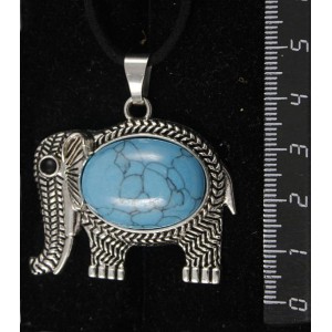 Кулон из бирюзы (иск.), овал 25х18мм, "слон"