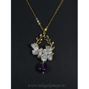 Кулон с жемчугом барокко цвет молочный и аметистом "Ветвь" 23*41мм, 40см