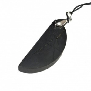 Кулон из шунгита "Полумесяц" 20*40мм