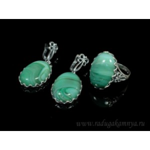 Кольцо и серьги с агатом тонированным, цвет зеленый Кольцо и серьги с агатом тонированным, цвет зеленый