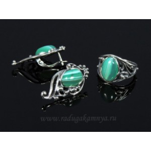 Кольцо и серьги с агатом тонированным, цвет  зеленый