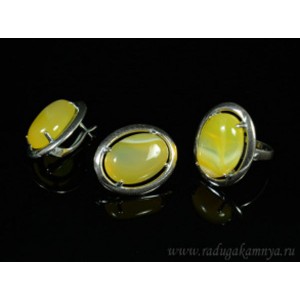 Кольцо и серьги с агатом тонированным, цвет желтый Кольцо и серьги с агатом тонированным, цвет желтый