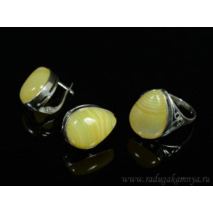 Кольцо и серьги с агатом тонированным, цвет желтый Кольцо и серьги с агатом тонированным, цвет желтый