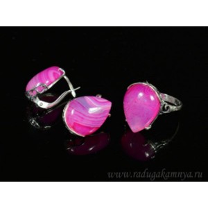 Кольцо и серьги с агатом тонированным, цвет фуксия Кольцо и серьги с агатом тонированным, цвет фуксия