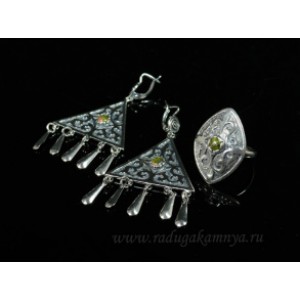 Кольцо и серьги унакит (мельхиор)