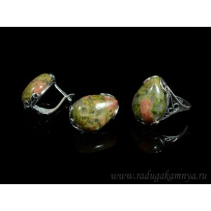 Кольцо и серьги унакит