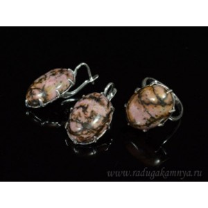 Кольцо и серьги с родонитом