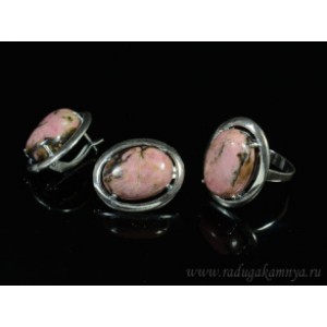 Кольцо и серьги с родонитом
