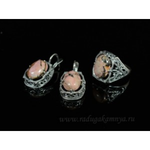 Кольцо и серьги с родонитом