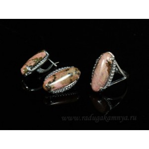 Кольцо и серьги с родонитом