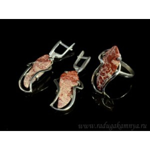 Кольцо и серьги с яшмой