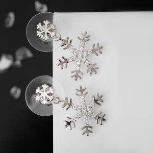 Серьги "Новогодние" снежинки со стразами, цвет белый, цвет серебристый