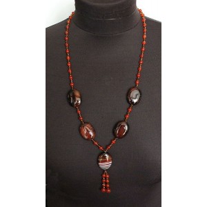 Колье-галстук из сардоникса, овалы 30х22мм, шарик 8мм и 6мм + хрусталь