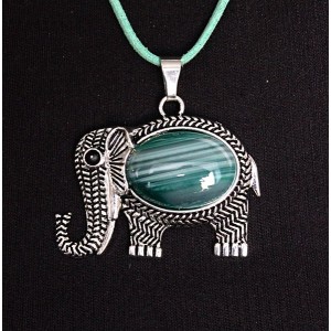 Кулон из агата зеленого (тонировка) 