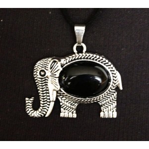 Кулон из агата черного 