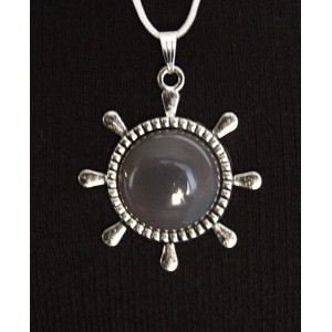 Кулон из агата серого 