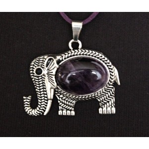 Кулон из аметиста "слон", овал 25х18мм