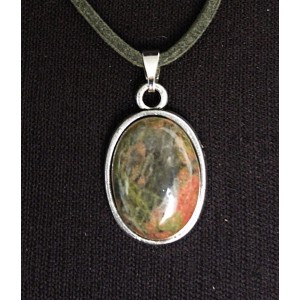 Кулон из унакита, простой овал 18х13мм