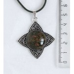 Кулон из унакита 