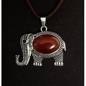 Кулон из сердолика 