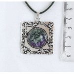 Кулон из цоизита "квадрат с орнаментом", круг 20мм