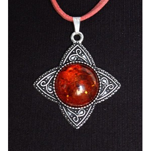 Кулон из янтаря (переплавленый) 