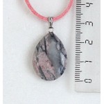 Кулон из родонита, капелька плоская 25х18мм