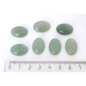 Авантюрин зеленый, кабошон овал 18х13мм