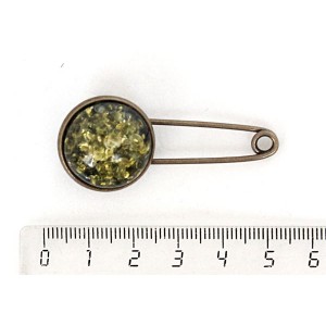 Брошь-булавка с янтарем (переплавленый), цвет зеленый, круг 20мм, основа цвет бронза