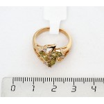 Кольцо с хризолитом (светлый) "звезда"