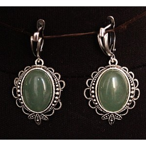 Серьги из авантюрина зеленого, овал 18х13мм, оправа "трилистник", швензы посеребрение