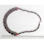 Колье из гематита + красный хрусталь огранка