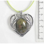 Кулон из унакита, овал 25х18мм, оправа "сердце с крыльями"