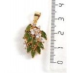 Кулон из нефрита "гроздь"