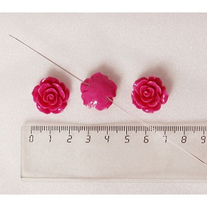 Бусины розочки 20мм цвет малиновый