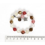 Браслет из халцедона, шарик 10мм, с подвеской